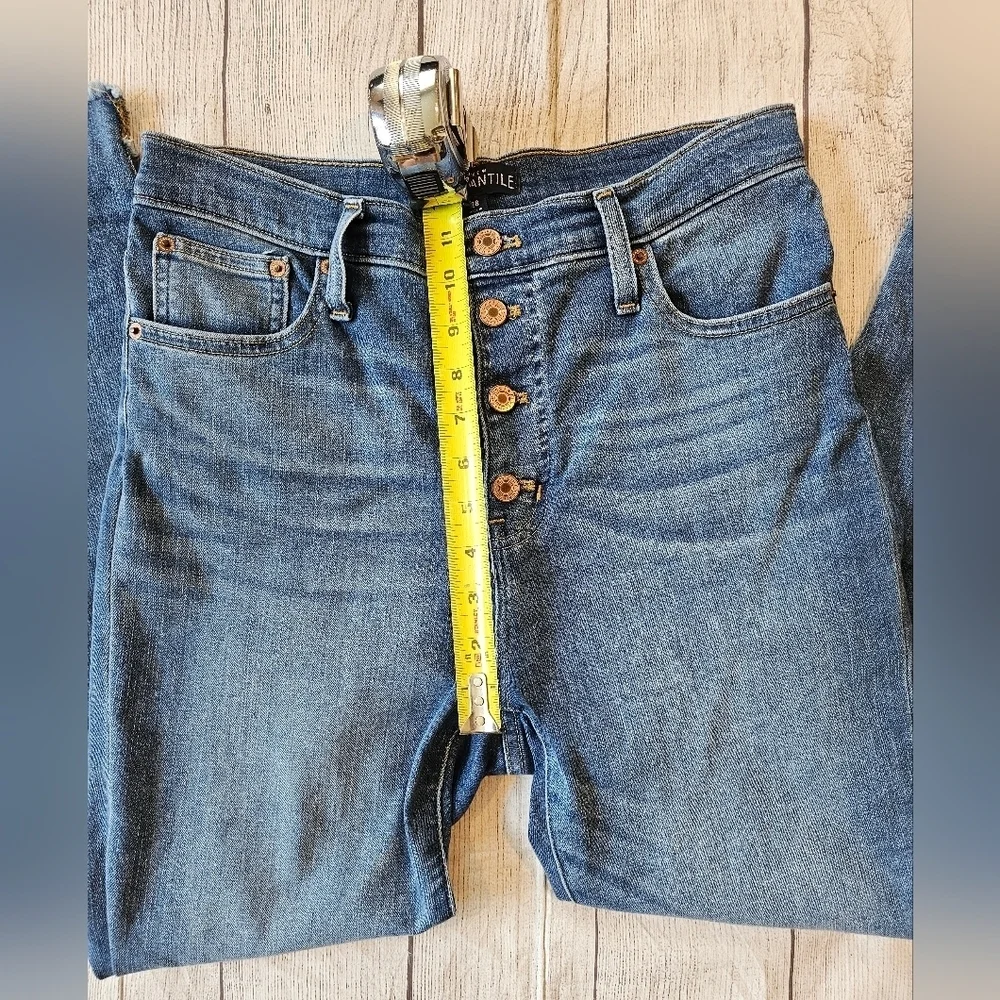 J. Crew Mercantile Size 28• High Rise 11.5